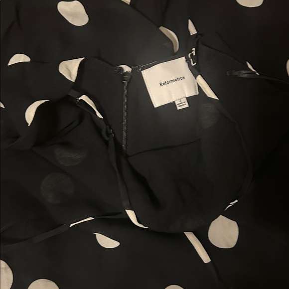 Reformation • Zani Dress in Moon Dot - size 2 - Picture 5 of 9